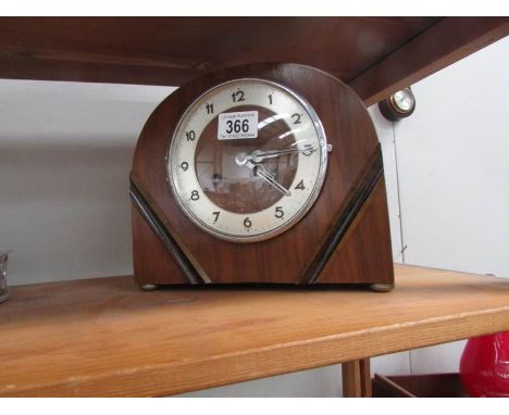 A mantel clock