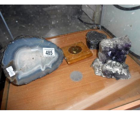 2 polished stones, a trinket pot and an inlaid cigarette case