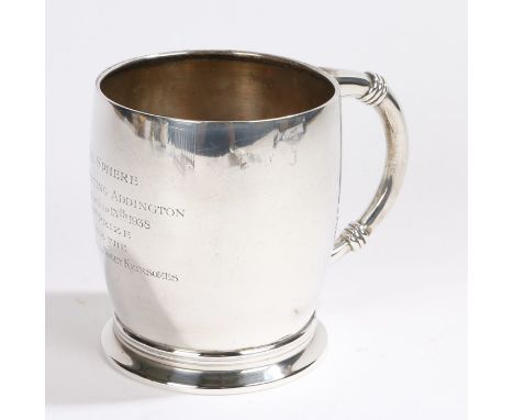 George IV silver tankard, Sheffield 1938, maker Mappin &amp; Webb  the body with golf related engraving dated 1938, 11.2oz