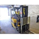 Yale fork lift truck, mod. GLC060VXNDSE085, ser. no. C910V01883N, LPG, 5500 lbs cap., 181 in. lift