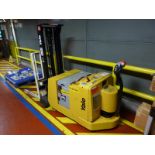 Yale walk-behind fork lift truck, mod. MCW030LEN24TV072, ser. no. C819N02986P, 24V electric, 3000