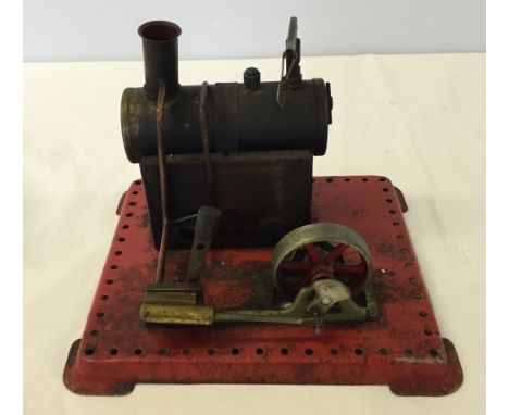 A Mamod SE2 stationary steam engine.