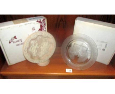 A boxed Norwegian crystal 'Star of Bethlehem' plate and a boxed 'Romeo and Juliet' collector's plate.