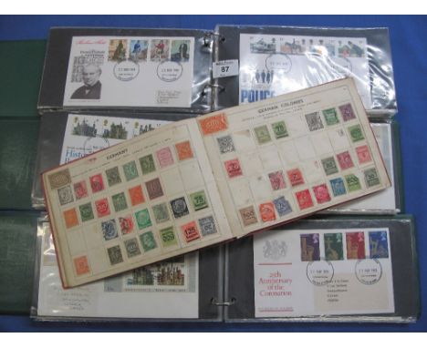 Three green new pioneer albums of Great Britain First Day Covers. (B.P. 24% incl. VAT)