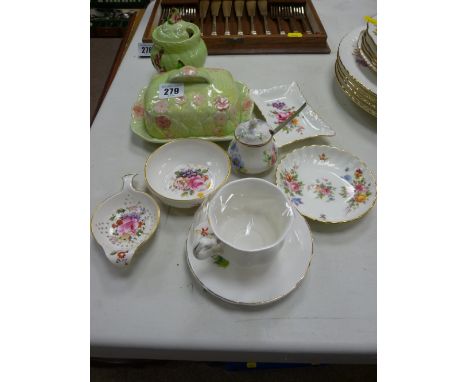 Parcel of cabinet china including Royal Crown Derby, Carltonware etc