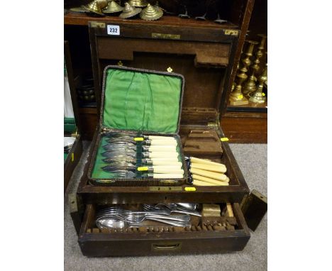 Vintage part canteen and contents and a cased fish knife and fork set