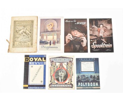 Early to mid 20th cent. Incl. programmes for a.o.: (1) Bleeke Bet at the Centraal Theatre in Hilversum. Ca. 1934. (2) Pygmali