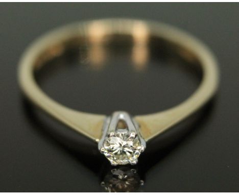 A hallmarked 9ct gold single stone diamond ring, the round brilliant cut diamond weighing approx. 0.10 carats, gross wt. 1.54