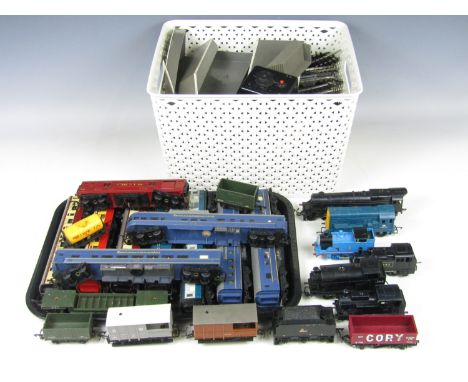 A quantity of model railway locomotives, rolling stock, track etc