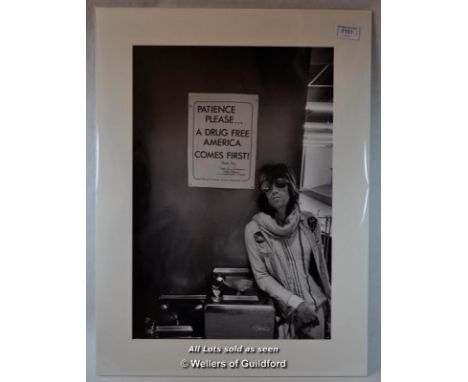 The Rolling Stones - Keith Richards "patience please a drug free america comes first" ,photo of keith richards with his coke 