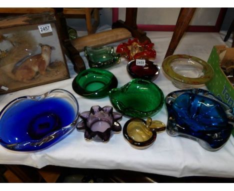 10 pieces of vintage 'heavy' studio art glass.
