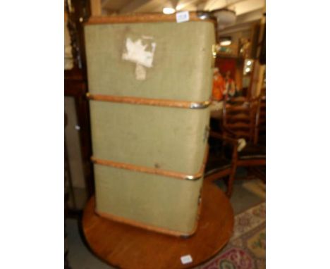 A steamer trunk with tray.
