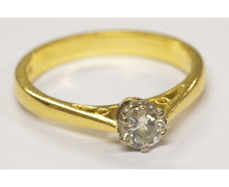 An 18ct yellow gold and diamond solitaire ring, approx 0.35cts, H/I, clarity SI2, size P 1/2, approx 3.9g.