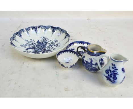A late 18th century Worcester bowl with transferred foliate decoration, diameter 25.8cm, also a contemporary Worcester sparro