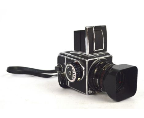 HASSELBLAD; 503CX camera with Karl Zeiss Nr.6304202 Planar 1:2,8 F=80mm lens, and sold in a canvas bag. CONDITION REPORT: The