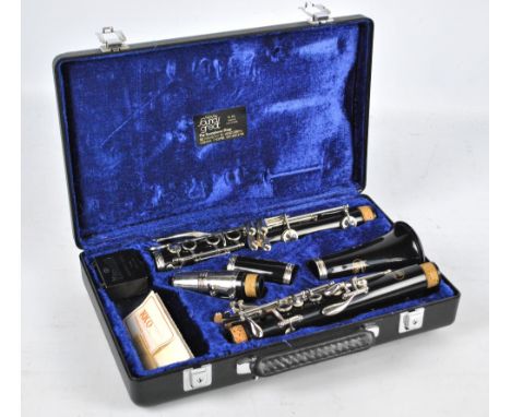 A cased Boosey & Hawkes 'Regent II' clarinet.