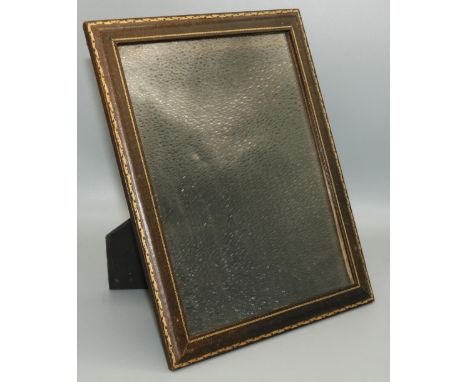Harrods Ltd. brown leather rectangular easel photo frame, with gilt border, H26cm W21cm 