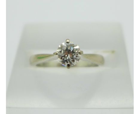 An 18ct white gold, diamond solitaire ring, 0.5 carat diamond weight, clarity SI2, colour H, with certificate, 3.2g, K