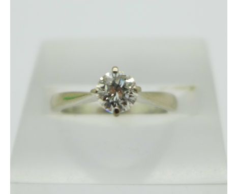 An 18ct white gold, diamond solitaire ring, 0.5 carat diamond weight, clarity SI2, colour H, with certificate, 3.2g, K