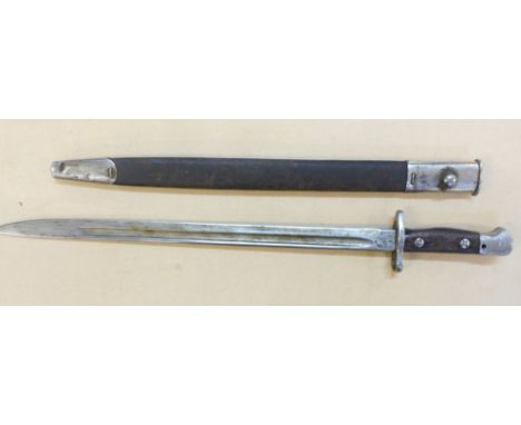 A British 1907 pattern bayonet with scabbard, the blade marked Elkington