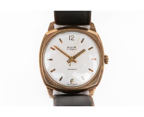 A 9CT AVIA WATCH (2)With signed circular silvered dial, baton hour markers and Arabic 12 and 5, with centre seconds hand and 