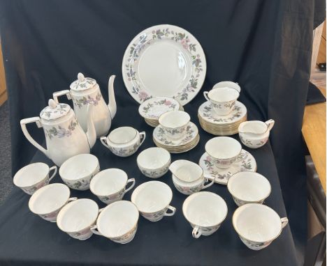 Selection Of Royal Worcester part tea services incldes 2 tea pots, cups, saucers etc 