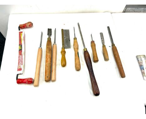 Selection of woodworking / lathe tools 