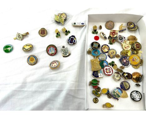 Selection of vintage and later badges includes bowling, Tourists etc 