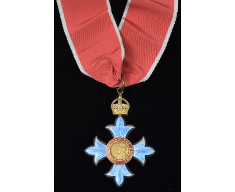 Order of the British Empire, Commander Civil neck badge, 2nd type unnamed as issued, with central George V and Queen Mary wit