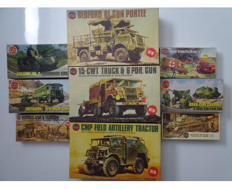 VINTAGE TOYS: A group of unbuilt AIRFIX 1:76 and 1:35 scale military vehicle plastic kits -  contents unchecked but appear co