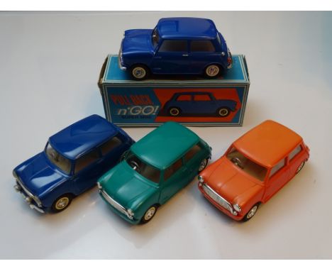 VINTAGE TOYS: A group of uncommon TRI-ANG 'Pull Back n Go' Minis produced by G&amp;R WRENN - one boxed - G/VG in G box where 