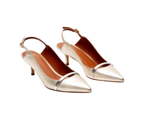 A PAIR OF MALONE SOULIERS SILVER SLINGBACK HEELS EU38
With adjustable strap
Condition: Condition Report
Excellent condition w