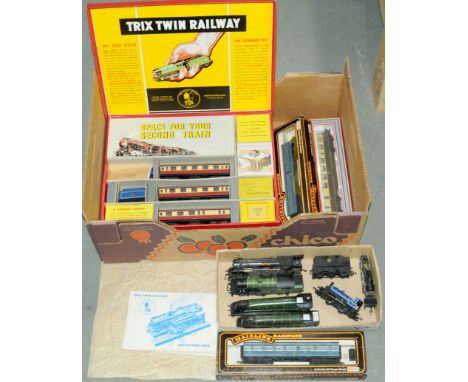 Hornby, Lima, Trix TTR &amp; others group of Locos, Rolling Stock &amp; Set. To include Hornby CR blue 0-4-0, Triang R50 BR b