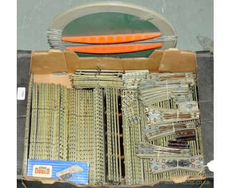 Hornby Dublo 3 Rail unboxed track large qty. To include numerous straights, curves; manual &amp; electrically operated points