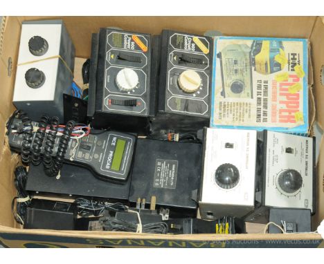Hornby, Hammant &amp; Morgan, NCE &amp; others group controllers. To include Hornby  900 &amp; 902 controllers; Hammant &amp;