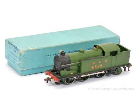 Hornby Dublo EDL7 0-6-2 Tank Loco LNER green Class N2 No.9596.  Version with red and gold "Hornby Made in England Meccano Lim