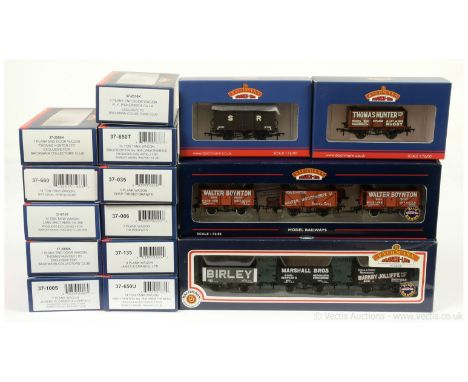 Bachmann OO Gauge group of Goods Wagons consisting of Walter Boynton limited edition 3-wagon pack No.65 of 500, Rails of Shef