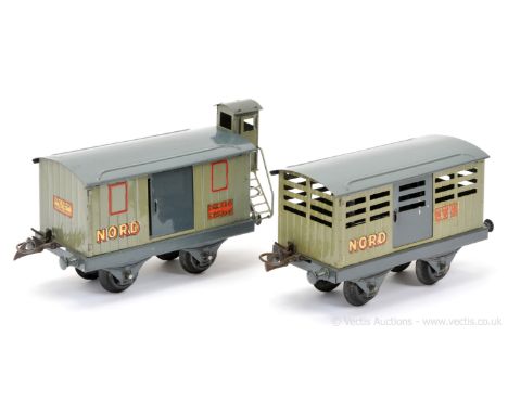French Hornby O Gauge pair of NORD Goods Wagons consisting of a Cattle Truck and a Covered Wagon with Vigie. Overall Excellen