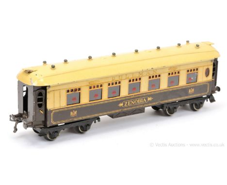 Hornby O Gauge No.2 Special Pullman Coach "Zenobia". Version with cream band and roof. Version with droplink couplings and ov