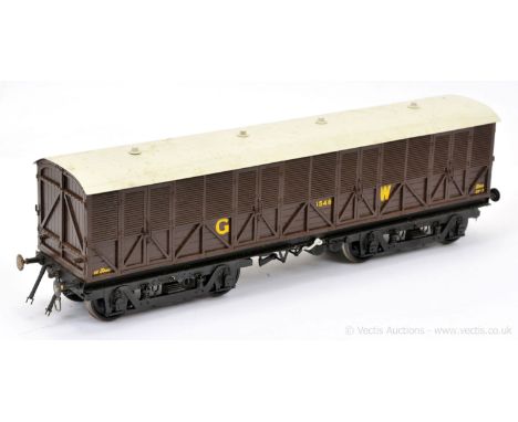 Timescale Locomotive Company Gauge 1 1/32nd scale Great Western Siphon F Motor Van No.1546. Has been used outside and would b