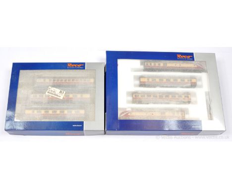 Roco HO Scale DB maroon and cream livery 4-Car Trans Europe Express Ref 63098 with Power Car, Non-Power Car and 2 x Centre Ca