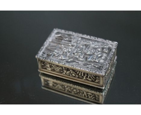 KHE CHEONG OF CANTON - A CHINESE SILVER GILT SNUFF BOX, heavily decorated on all panels with typical oriental village scenes,