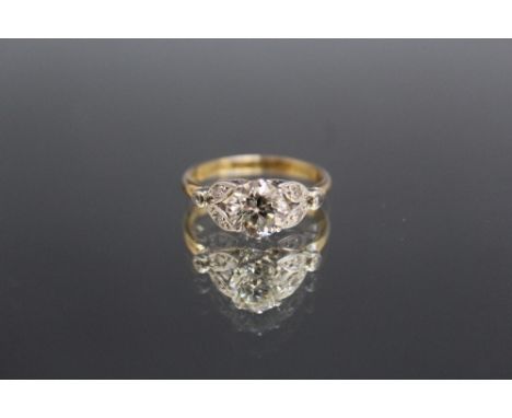 AN 18CT DIAMOND SOLITAIRE RING, the central stone being of an estimated 1.25 carats, ring size N