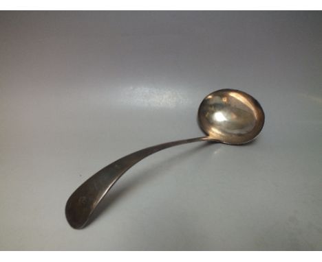 A HALLMARKED SILVER SERVING LADLE - SHEFFIELD 1909, L 29 cm