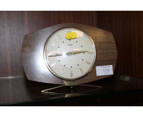 A RETRO METAMEC MANTLE CLOCK