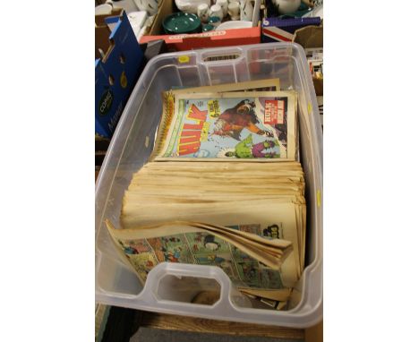 A BOX OF VINTAGE BEANO & DANDY COMICS ETC
