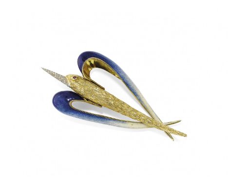 SPILLA IN SMALTO E DIAMANTI, CIRCA 1960 in oro bicolore raffigurante un gabbiano con ali in smalto e becco in diamanti. Gr 42