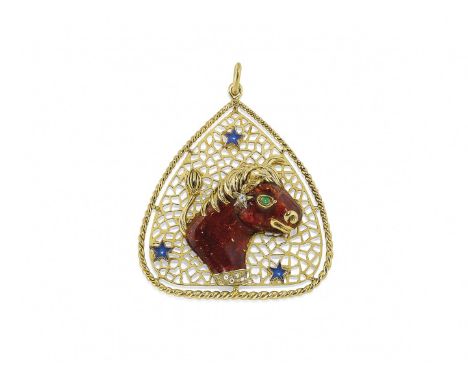 PENDENTE IN SMALTI E DIAMANTI FRASCAROLO, CIRCA 1970 in oro giallo di forma triangolare lavorata a traforo con segno zodiacal