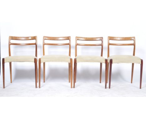 Believed Soren Willadsen ( Søren Willadsen&nbsp;) - Vejen - A stunning set of four 1970's Danish retro vintage teak wood dini
