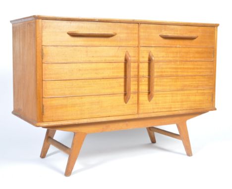 Victor B. Wilkins - G Plan / E. Gomme - Redford - A rare mid 20th Century 1950's retro vintage light golden oak sideboard cre